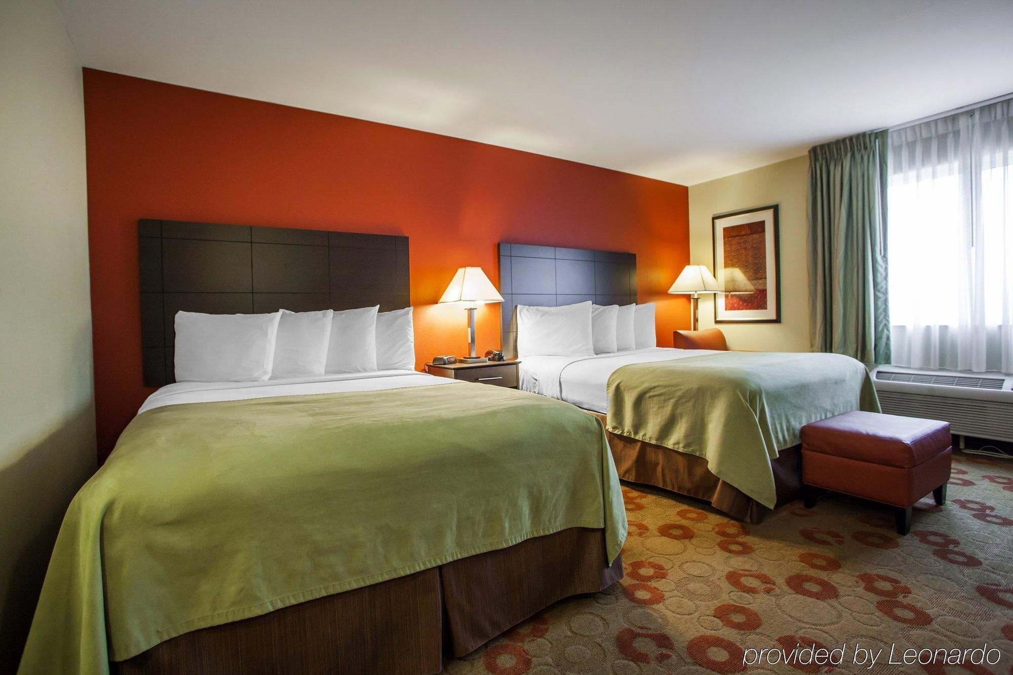 Suburban Hotel