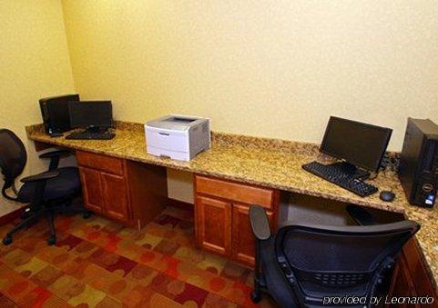 Suburban Hotel Cedar Falls